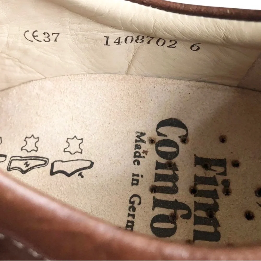 NWOT Finn Comfort Size EU 37 / US 6-6.5 Lexington Brown Plissee Oxford